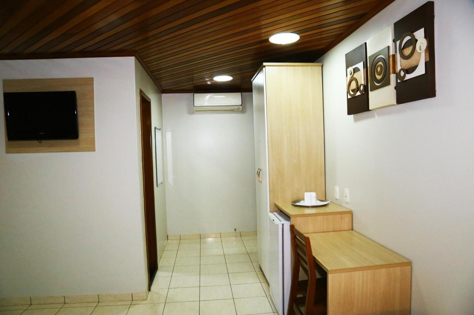 Swamy Hotel Cruzeiro do Sul  Εξωτερικό φωτογραφία